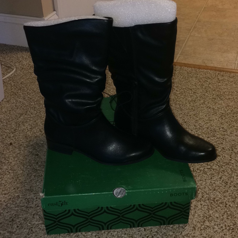 Women’s Sz 5.5 East 5th Memory Foam black boots